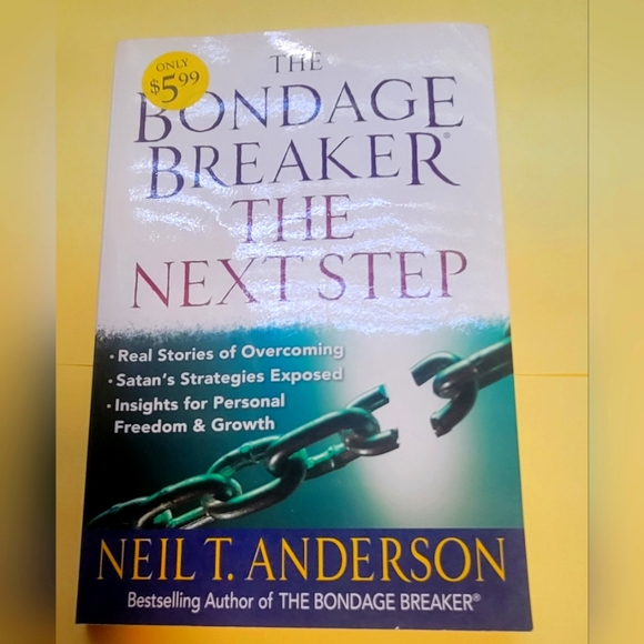 Books Nonfiction Christian ✝️ - Picture 5 of 8